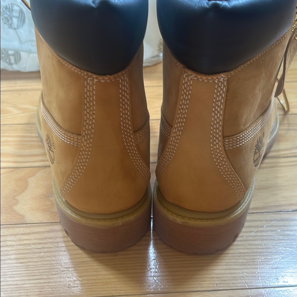 Timberland Premium 6 inch Waterproof Brown Wheat Nubuck Boots with Black Top New - Picture 6 of 10